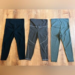Maternity workout leggings. GapFit brand. Like new. Size medium.